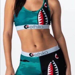 Ethika set